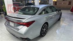 تويوتا أفالون